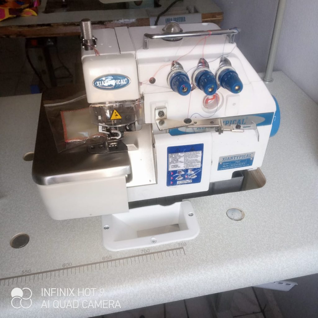 Xiantypical industrial overlocking machine model 737/747 Phreesew